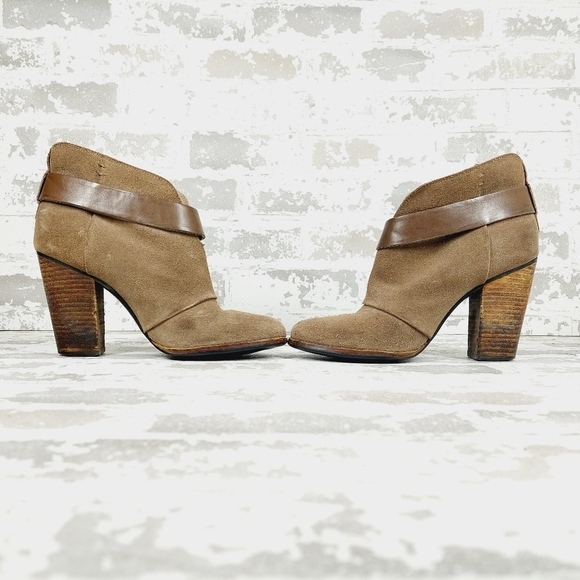 BCBG Tan Leather Block High Heels Buckle Ankle Boots V674 - Picture 7 of 13